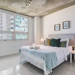 Relax Family Midtown - Free Parking & Great Pool